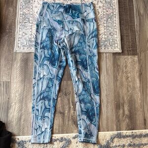 Victoria's Secret Blue Marble Print Leggings